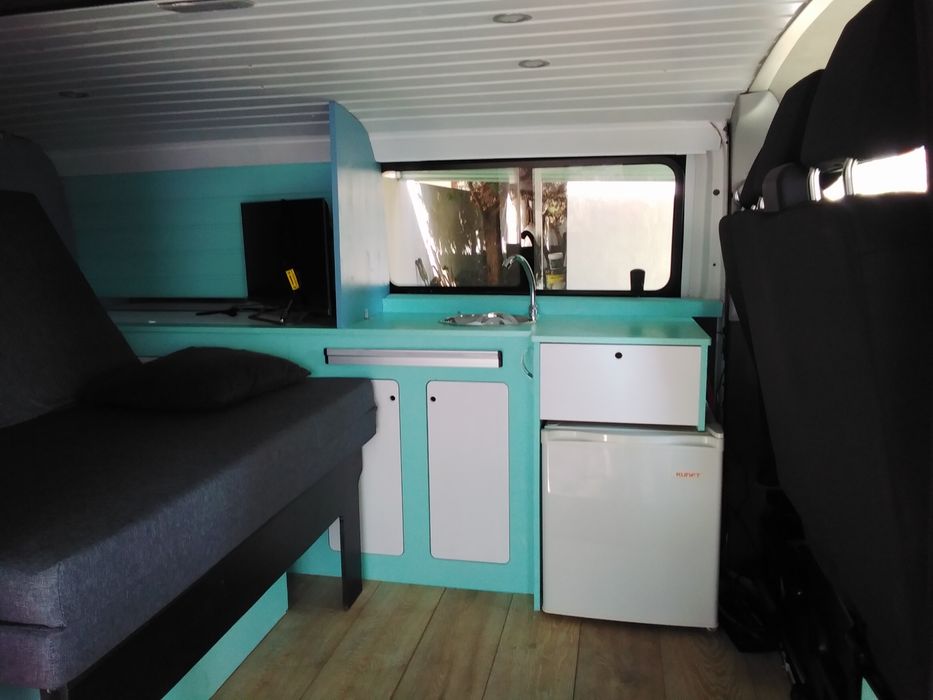 Autocaravana (dormitório) como nova