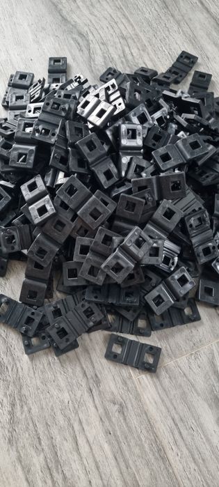 Dystans Obejma ogrodzenia panelowego