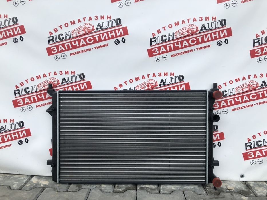 Радиатор основной Volkswagen Passat B7 2.5 USA