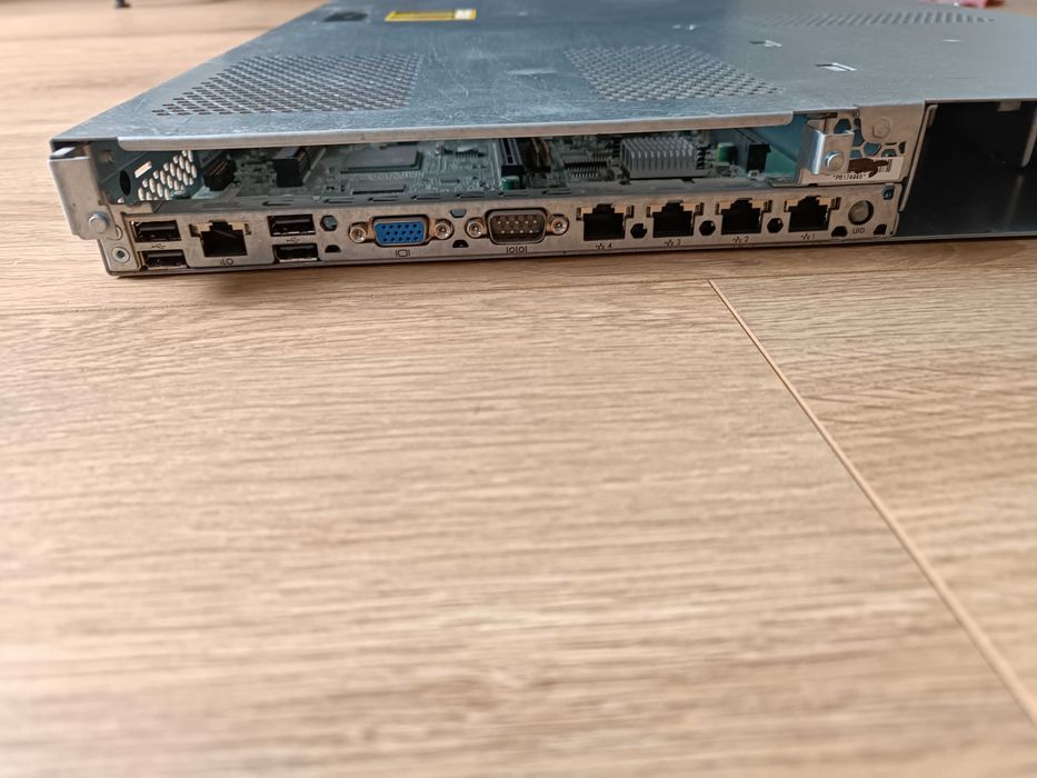 Serwer HP ProLiant DL360e Gen8