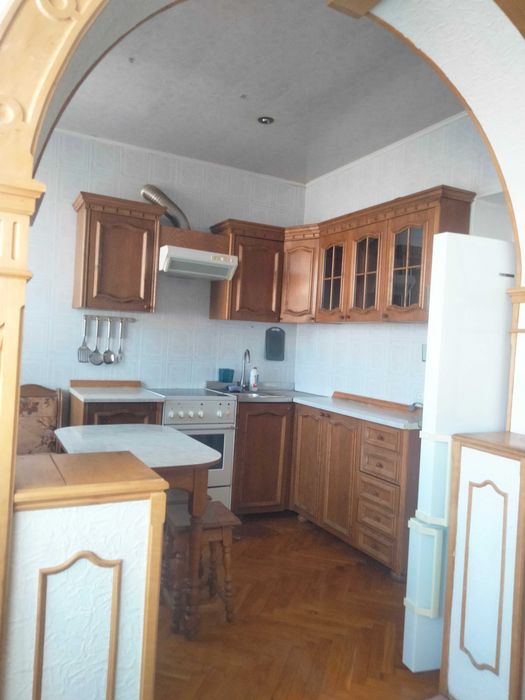 Оренда 2х квартири по вул Вітрука Сімейний ринок 11500 грн