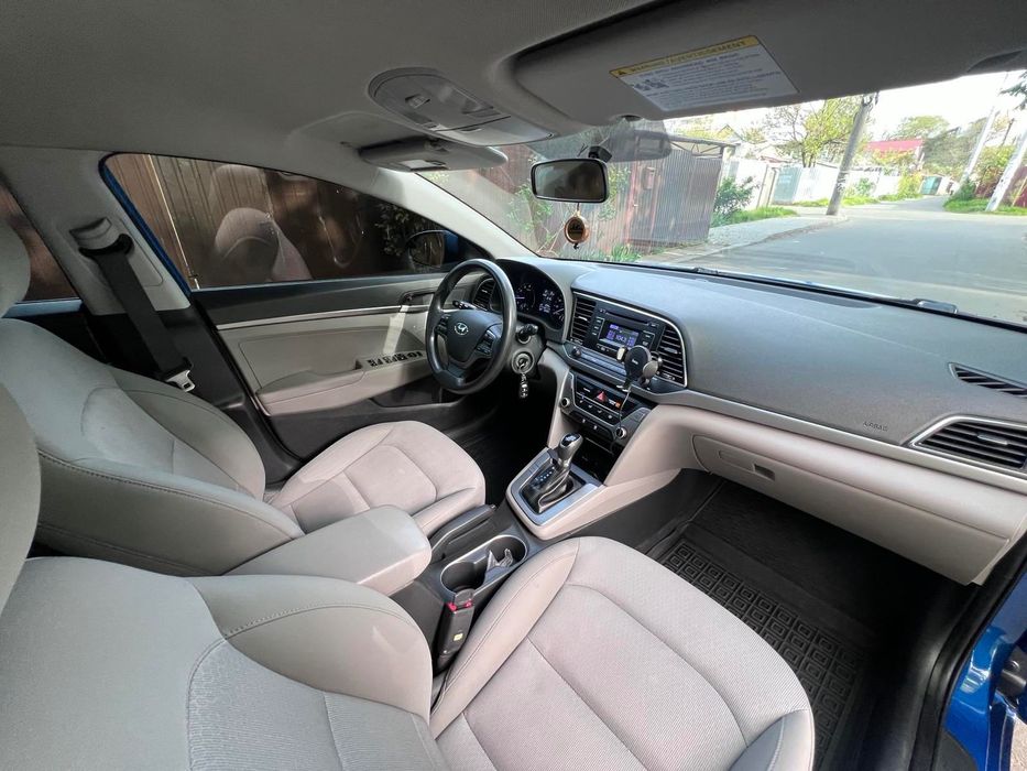 Продам  машину Hyndai