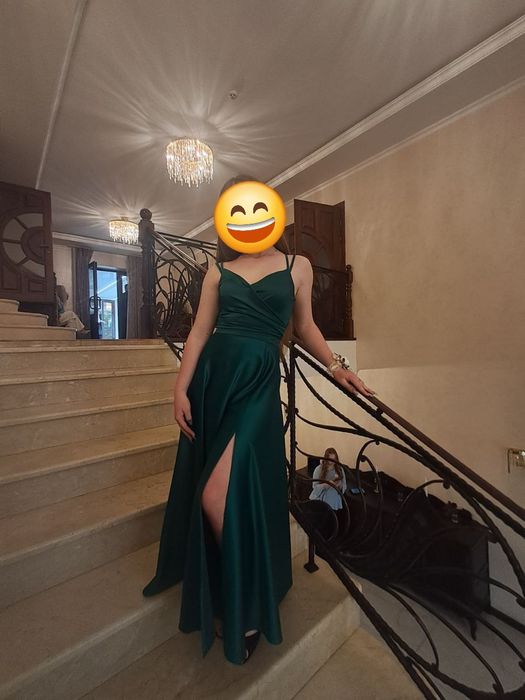 Продам випускну сукню