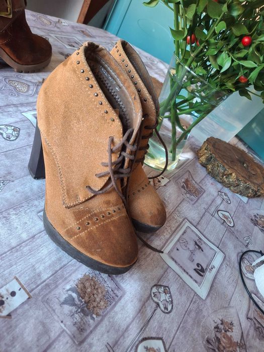 Botas n°35 em bom estado