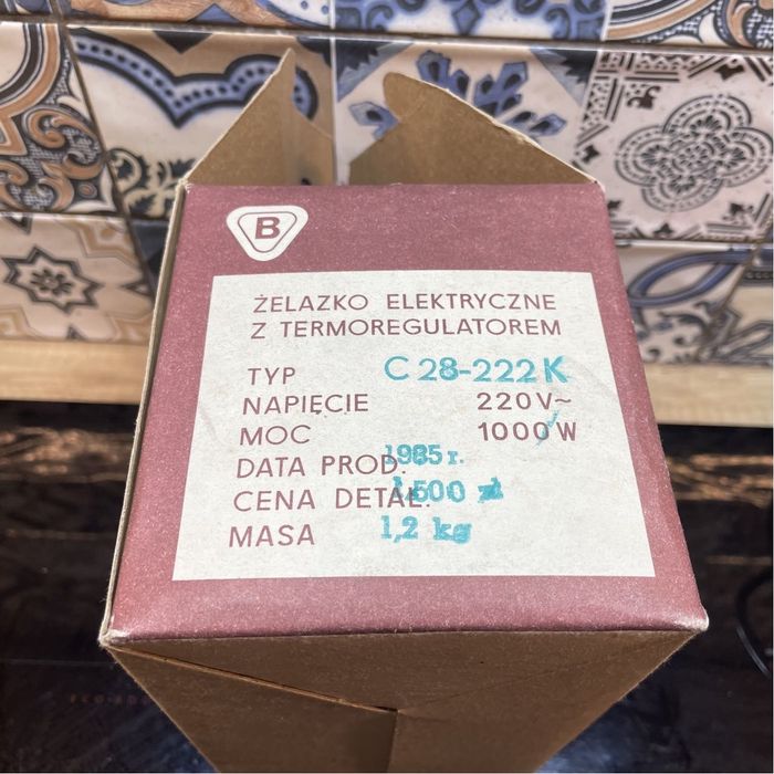 Żelazko predom Dezamet PRL w kartonie