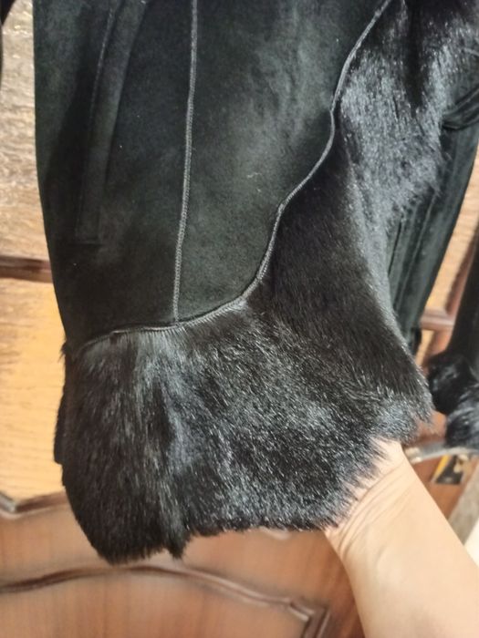 Дублянка жіноча розмір М чорна камера подає як сіра