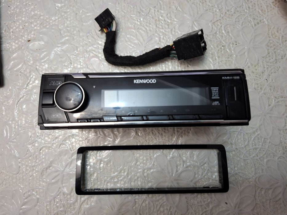 Автомагнітола Kenwood KMM-125 с блютуз модулем