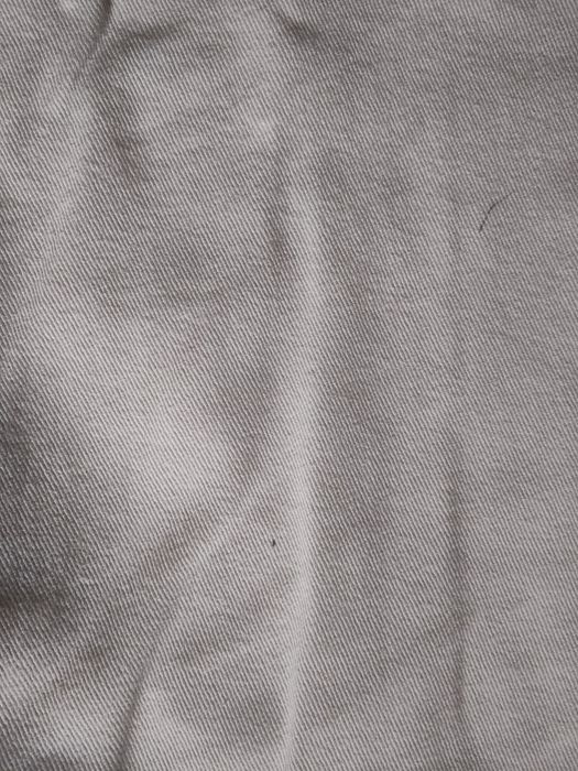 Białe jeansowe dzwony