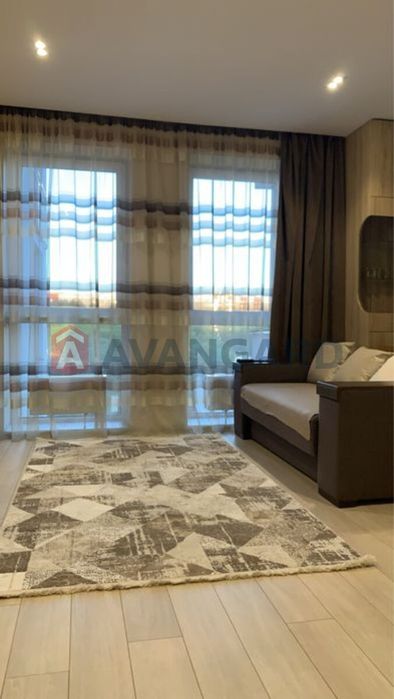 Квартира з стильним ремонтом у новобудові