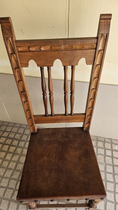 Cadeiras de Castanho