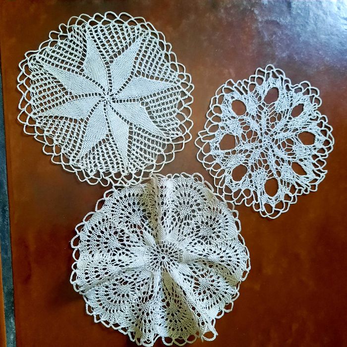 Conjunto de guardanapos em crochet feitos à mão