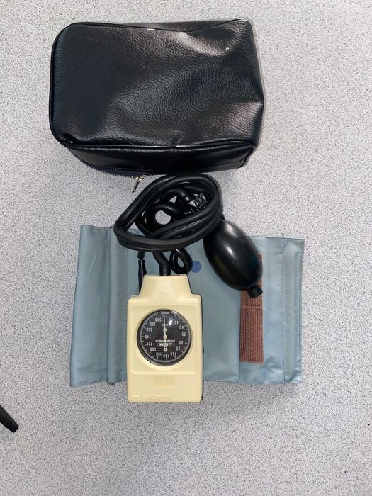 Medidor de tensão Ueda