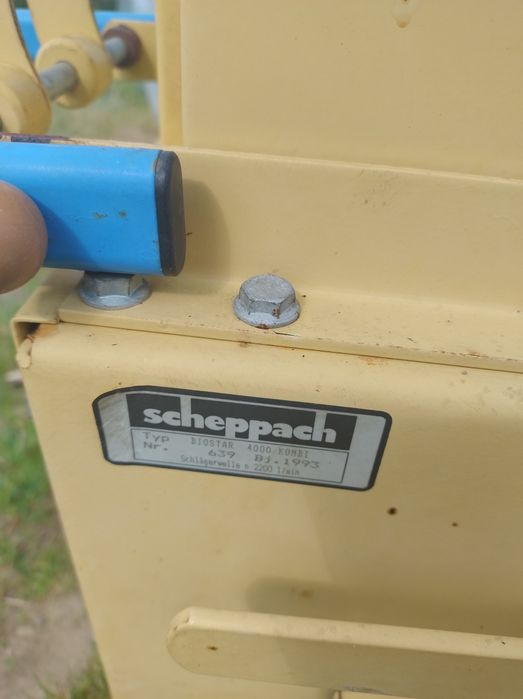 Rębak do gałęzi spalinowy