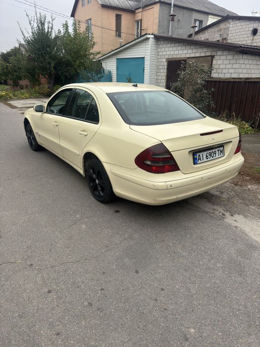 Mercedes-Benz w211 2.2 cdi 2003г