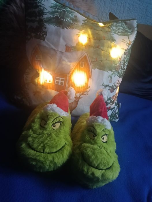 Pantofle dziecięce Grinch nowe bez metki