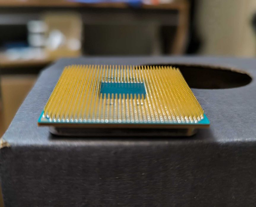 Процессор Ryzen 7 2700X