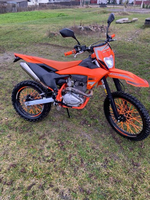 По запчастинам кові