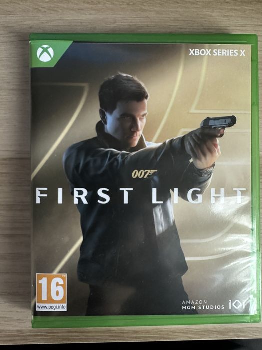 007 First Light - Xbox  Series X