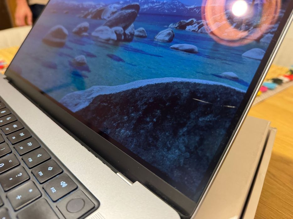 Macbook Pro 16” 16GB RAM 512 SSD