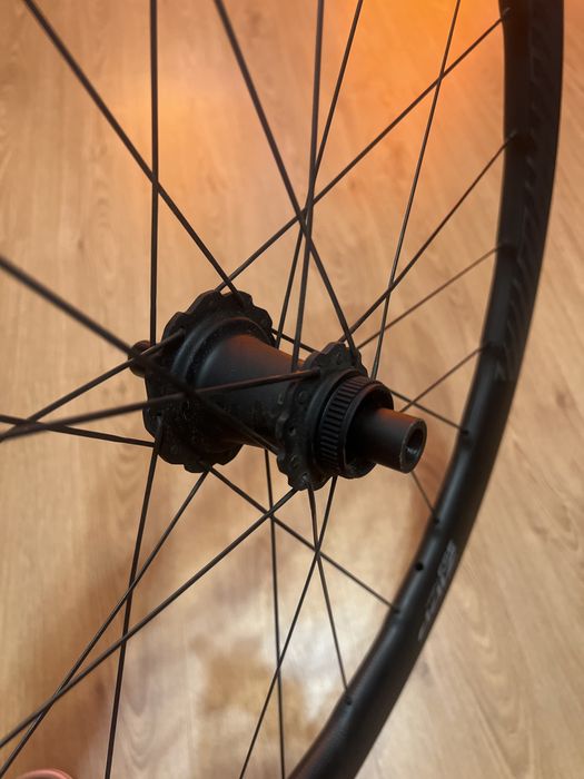 tyłne kólo Zipp 353 NSW CL Disc Tubeless