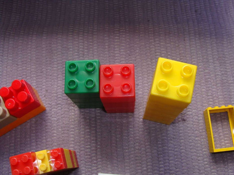 Diferentes Conjuntos de Blocos de Construção