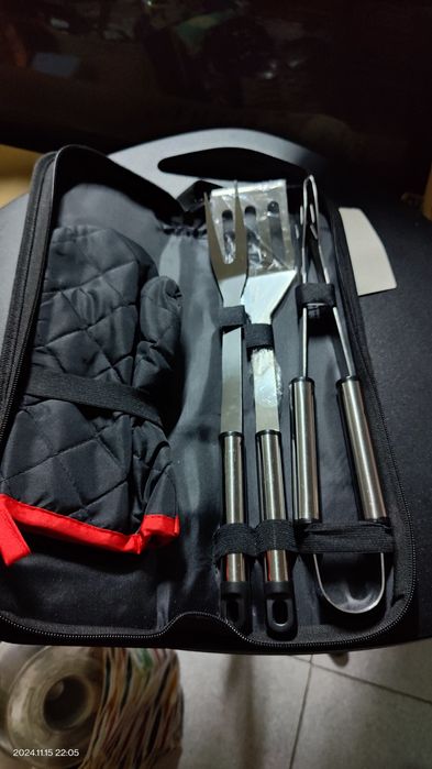 Barbecue e outras peças