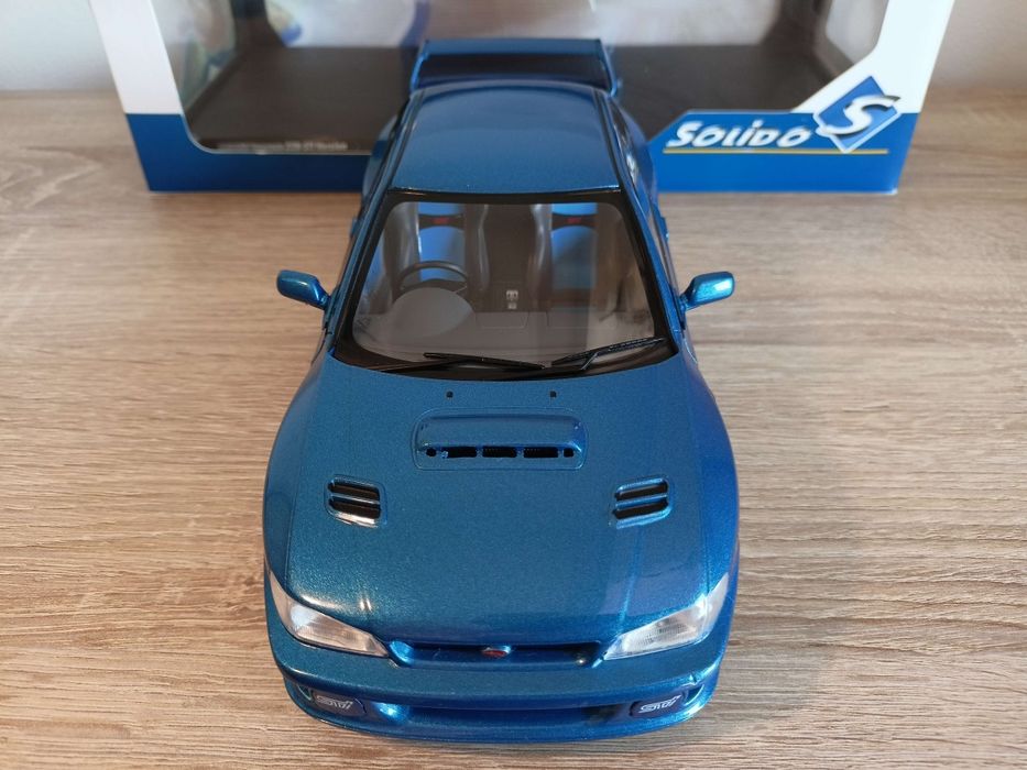 Subaru Impreza 22B STI model w skali 1:18 Solido/otwierane elementy