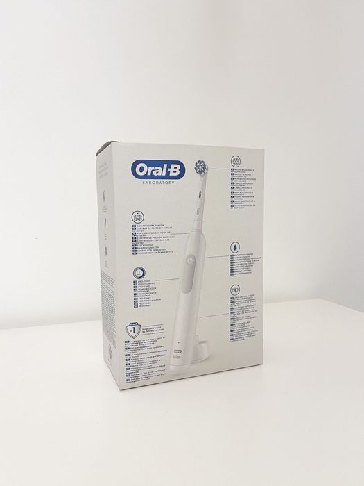 Escova Oral-B Pro 1 Duo Edition