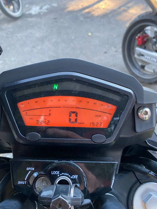 Продам lifan sr 220