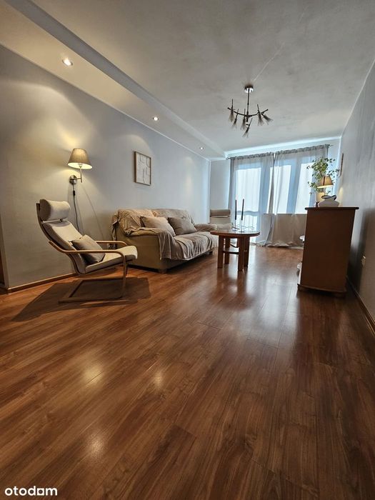 70,37 m² | 3 duże pokoje | balkon | zabudowana garderoba | Racibórz