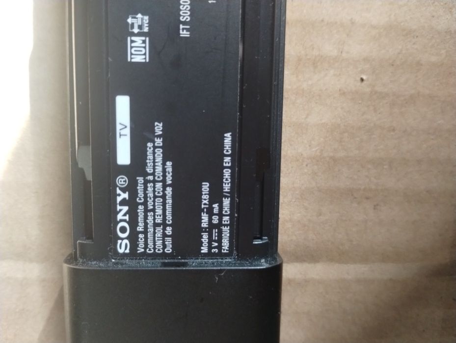 Pilot do Sony Bravia RMF-TX810U