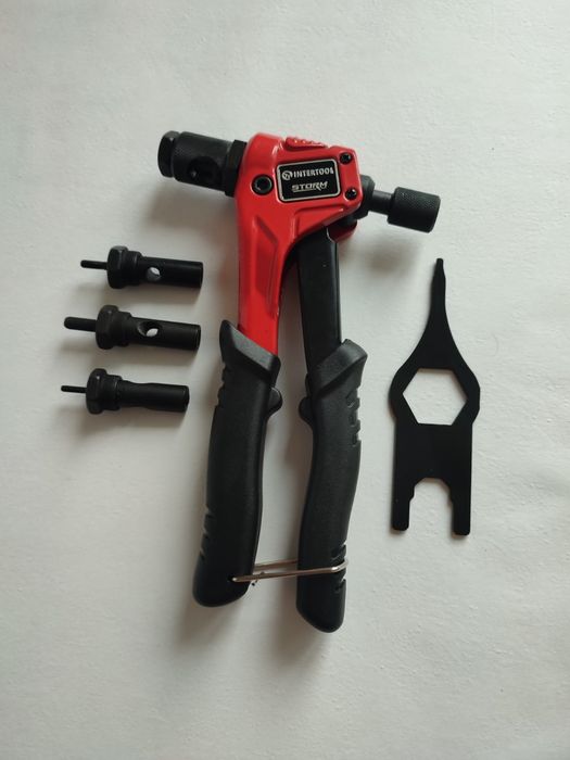 Пистолет заклепочный для резьбовых заклёпок INTERTOOL RT- 0019