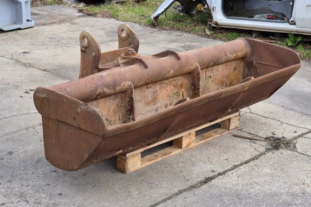 Łyżka skarpowa hydrauliczna skosowana 2m SW33  hydrauliczna Atalas Lie