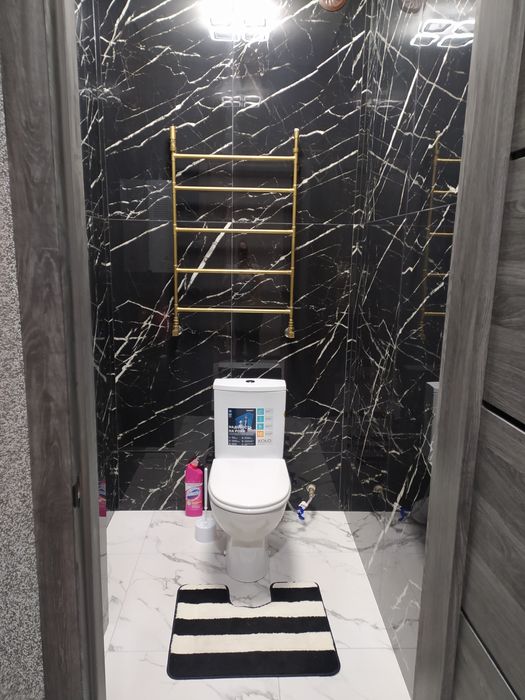 Здам подобово квартиру