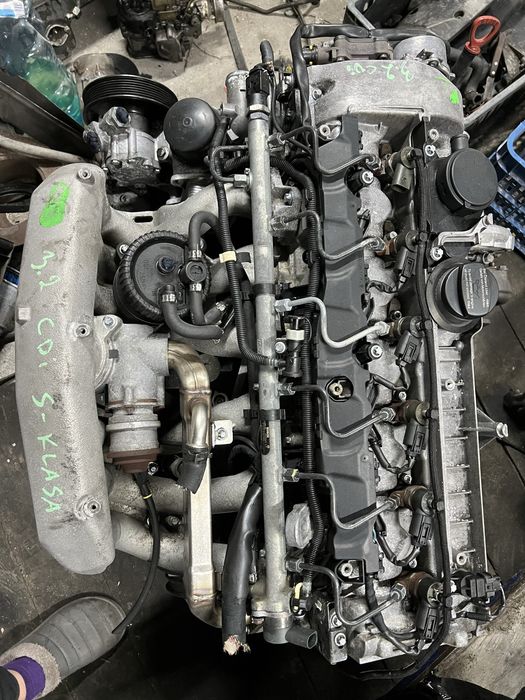 Мотор двигун Мерседес 3,2 ОМ 613