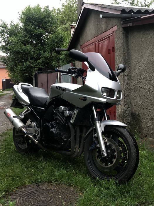 Yamaha FZS600 Fazer