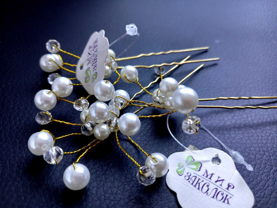 Набір шпилек у зачіску