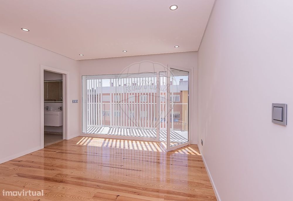 Apartamento T4 para venda