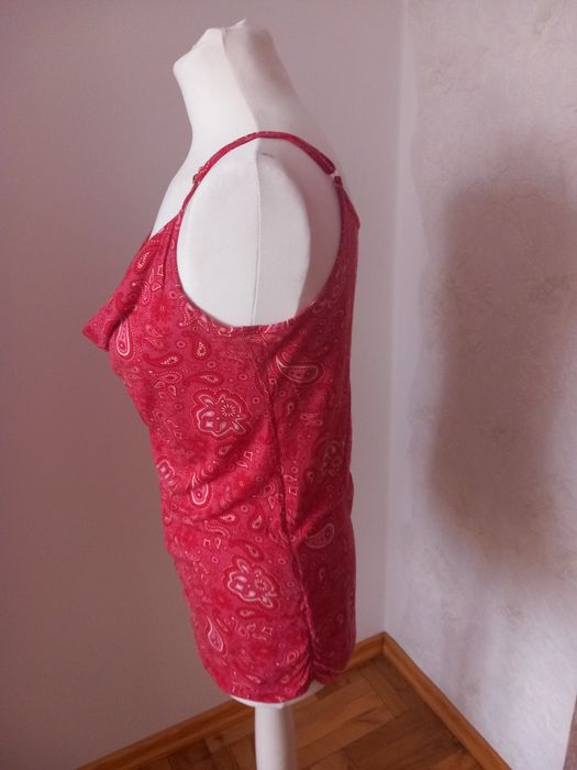 Podkoszulek na ramiączkach