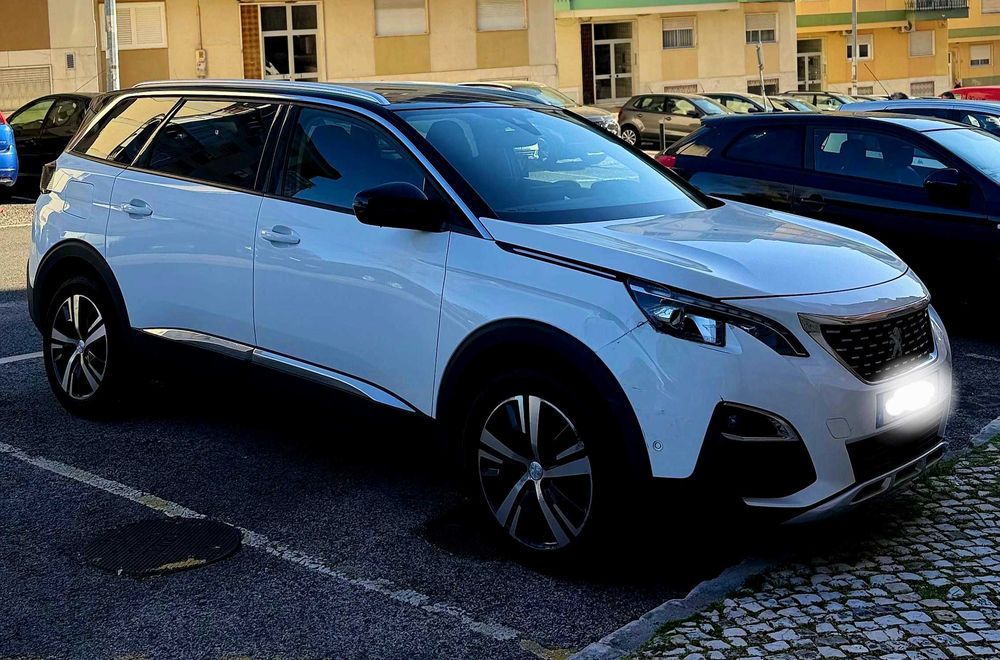 PEUGEOUT 5008 aluguer para tvde