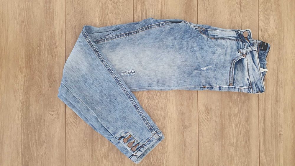 Jeansy Reserved r.36