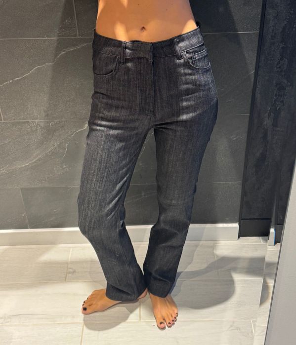 джинси      zara