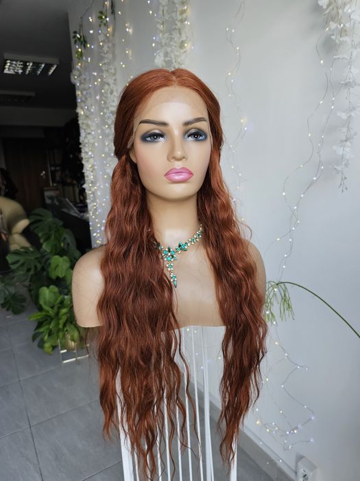Peruka Galicja piękne naturlane fale długie rude fale lacefront