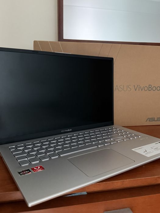 Portátil asus vivobook