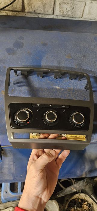 Panel klimatyzacji skoda octavia