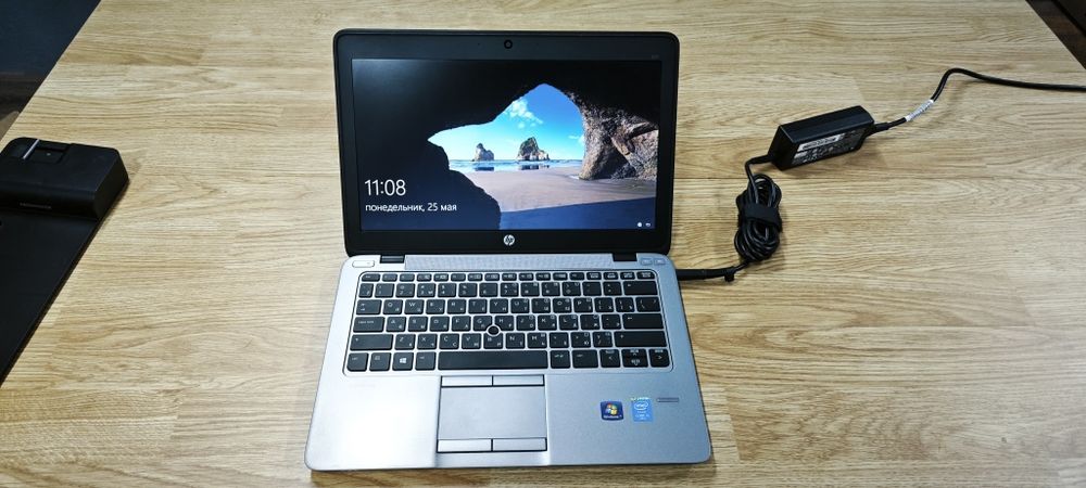 Ноутбук HP EliteBook 820 G2