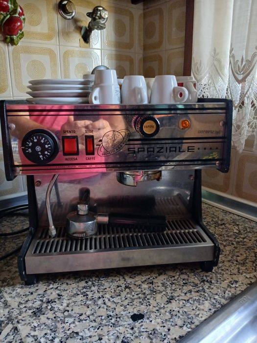 Maquina de café com moinho