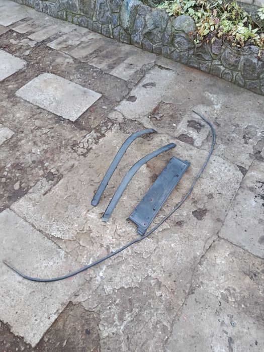 Молдинги переднего бампера бмв е 39