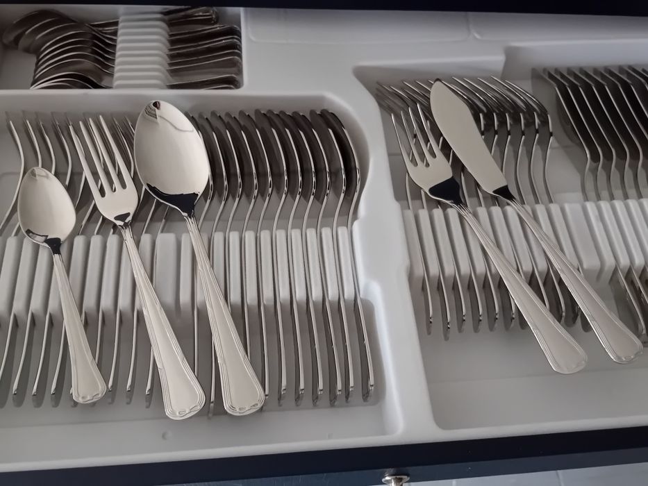 Faqueiro 180 peças Belo Inox Elvas