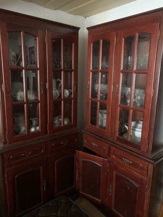 Armario/Estante com vitrine para loiças